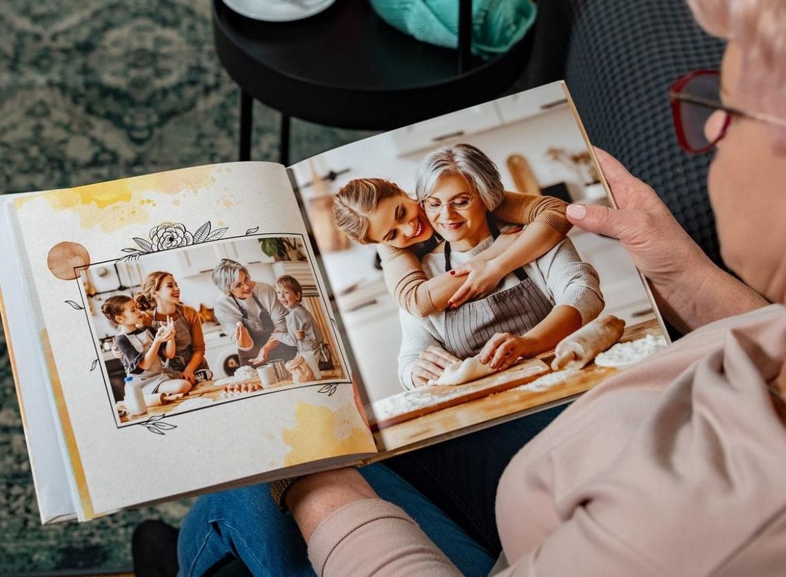 Fotoprezenty na dzień Babci i Dziadka tylko od UwolnijKolory!