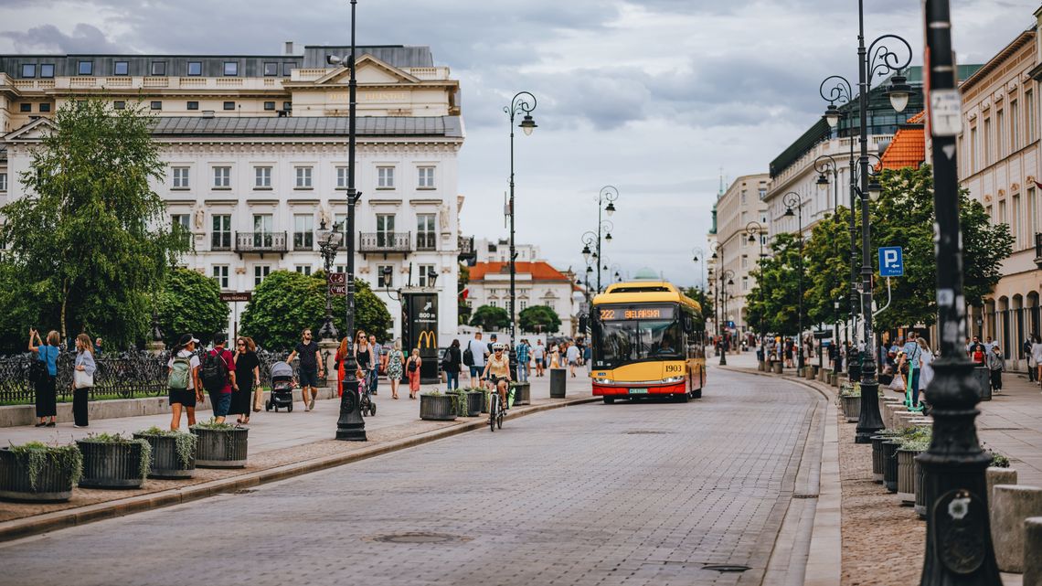 Gdzie jest twój autobus? Aplikacja Time4BUS działa już na Mazowszu Autobus komunikacji autobusowej