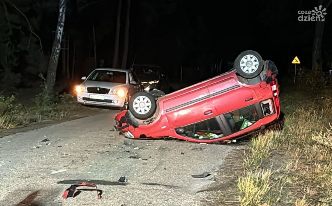 Groźny wypadek drogowy w miejscowości Olszewka!