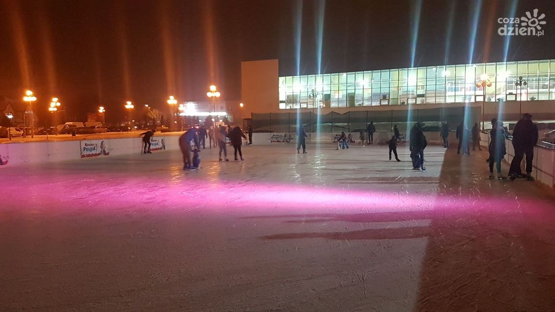 Impreza na lodzie, czyli Disco Lodowisko