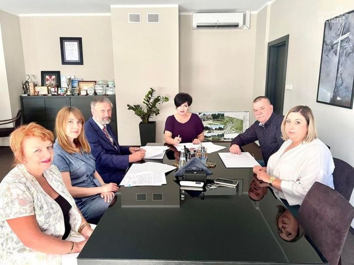 Interesanci Narodowego Funduszu Zdrowia w budynku Starostwa Powiatowego w Ciechanowie niebawem zobaczą zmiany