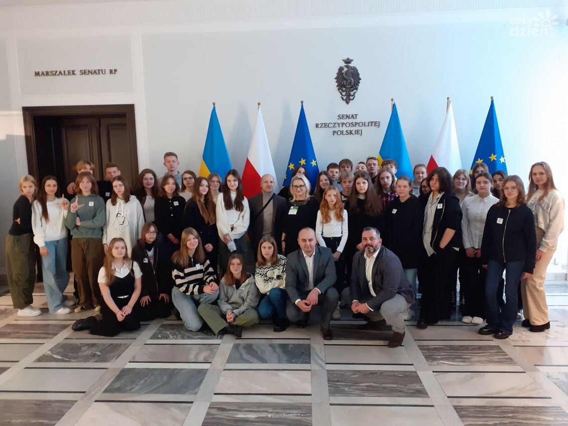 Jak naprawdę wygląda praca posłów i co kryje się w budynkach polskiego parlamentu sprawdzali uczniowie Krasiniaka i STO