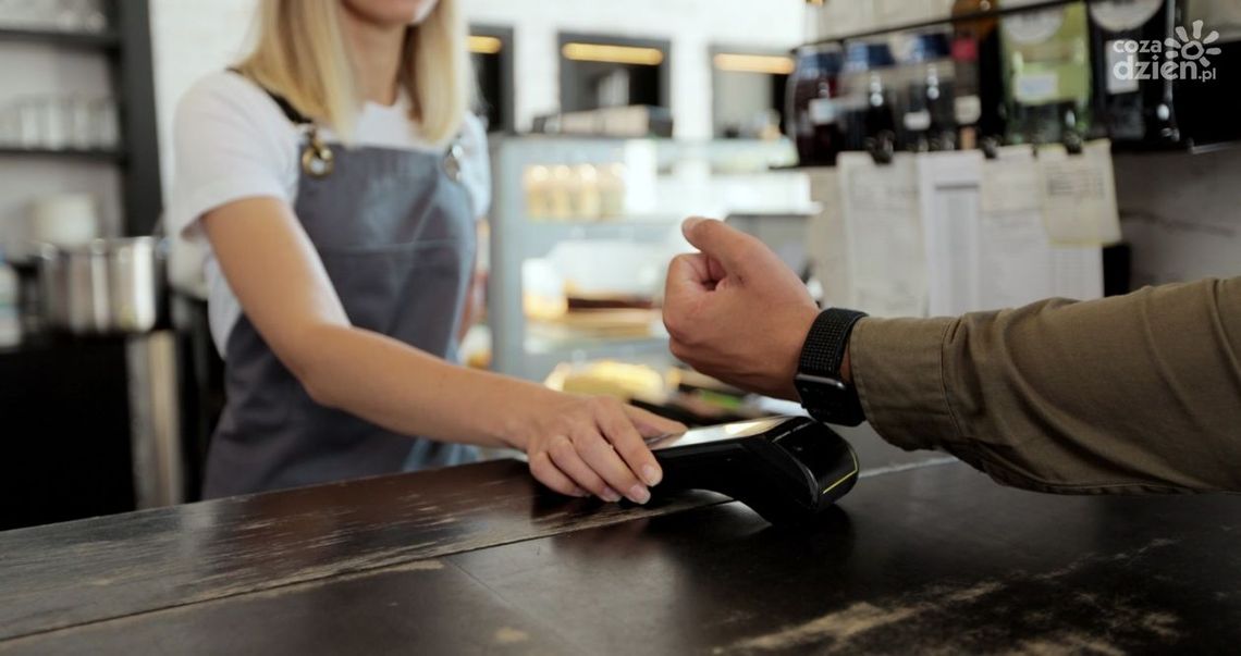 Jak w prosty sposób płacić za zakupy Apple Watch'em?