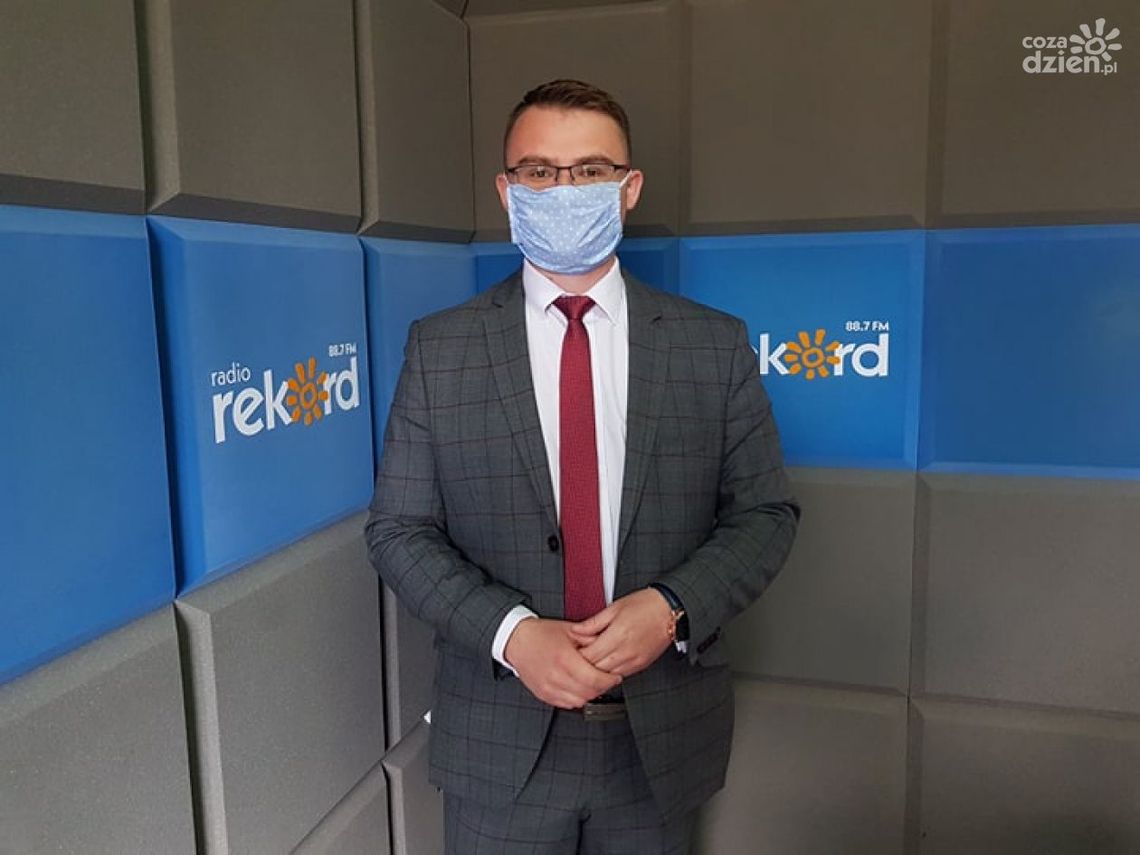 Jarosław Muchowski: Problem folii rolniczej będzie powracał, jeżeli nie pojawią się systemowe rozwiązania Jarosław Muchowski: Problem folii rolniczej będzie powracał, jeżeli nie pojawią się systemowe rozwiązania