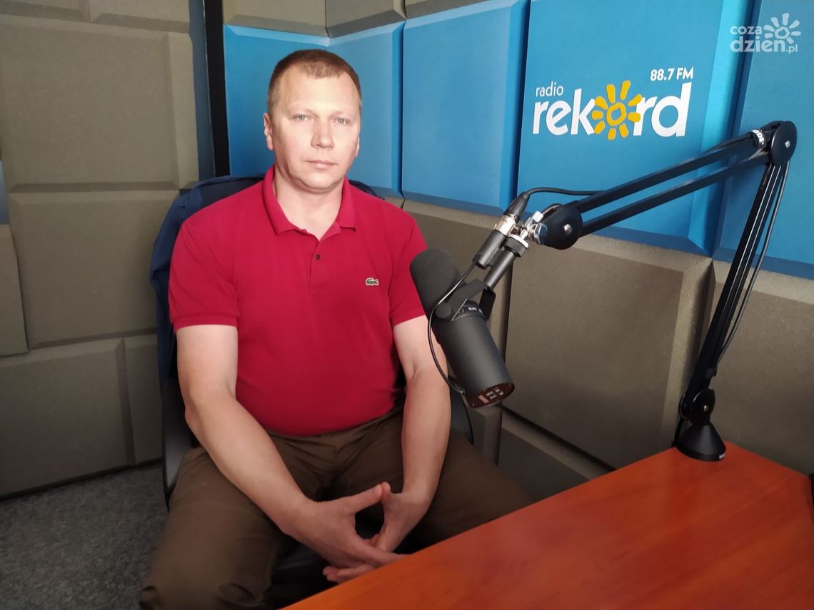 Jarosław Oporski z przystani "Kaja" na starcie sezonu kajakowego
