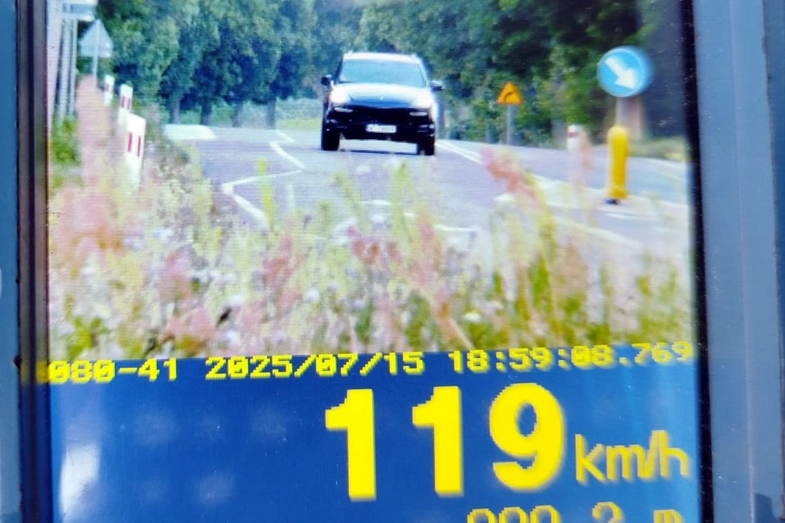 Jazdę porsche zakończył w areszcie. Sąd surowo go ukarał