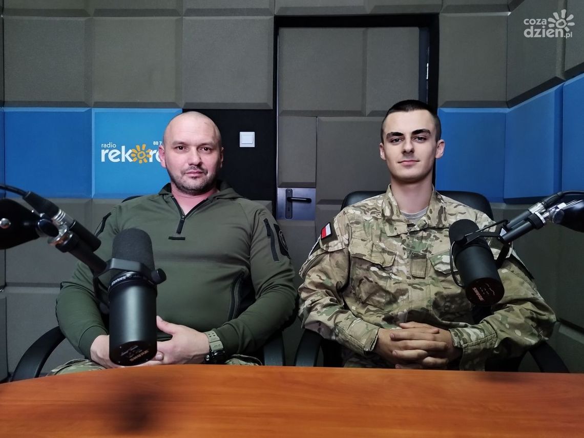 Kadeci z I LO CNB w Ciechanowie jadą na Węgry reprezentować nasz kraj w międzynarodowych zawodach Kadeci z I LO CNB w Ciechanowie jadą na Węgry reprezentować nasz kraj w międzynarodowych zawodach