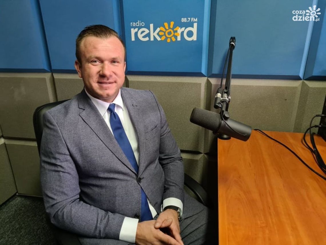 Kamil Koprowski: Chciałbym podpisać z mieszkańcami umowę o pracę