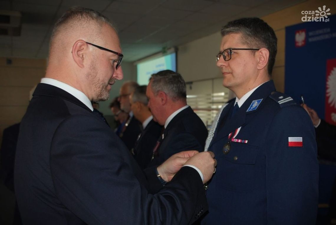 Komendanta Powiatowego Policji w Ciechanowie i podinsp. Mitter otrzymali odznaczenia