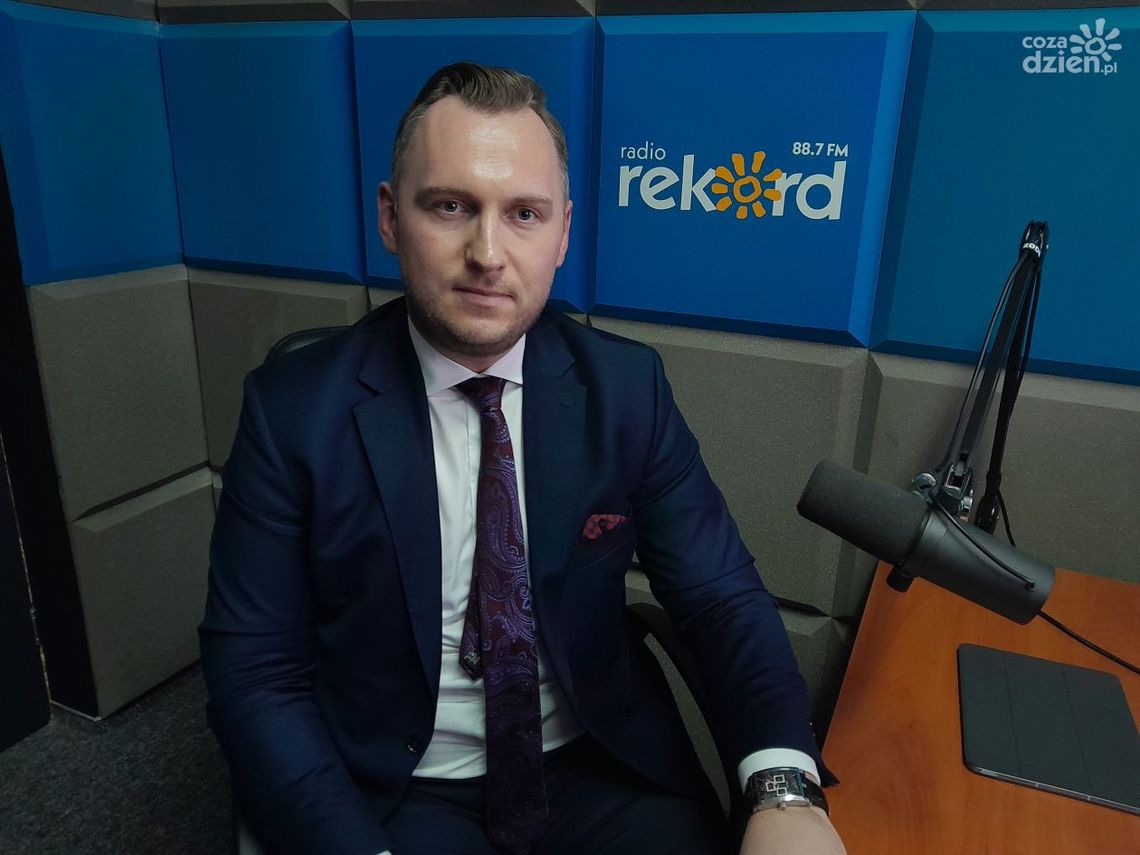 Konrad Wojnarowski: Kto odpowiada za ten bajzel w naszym kraju?