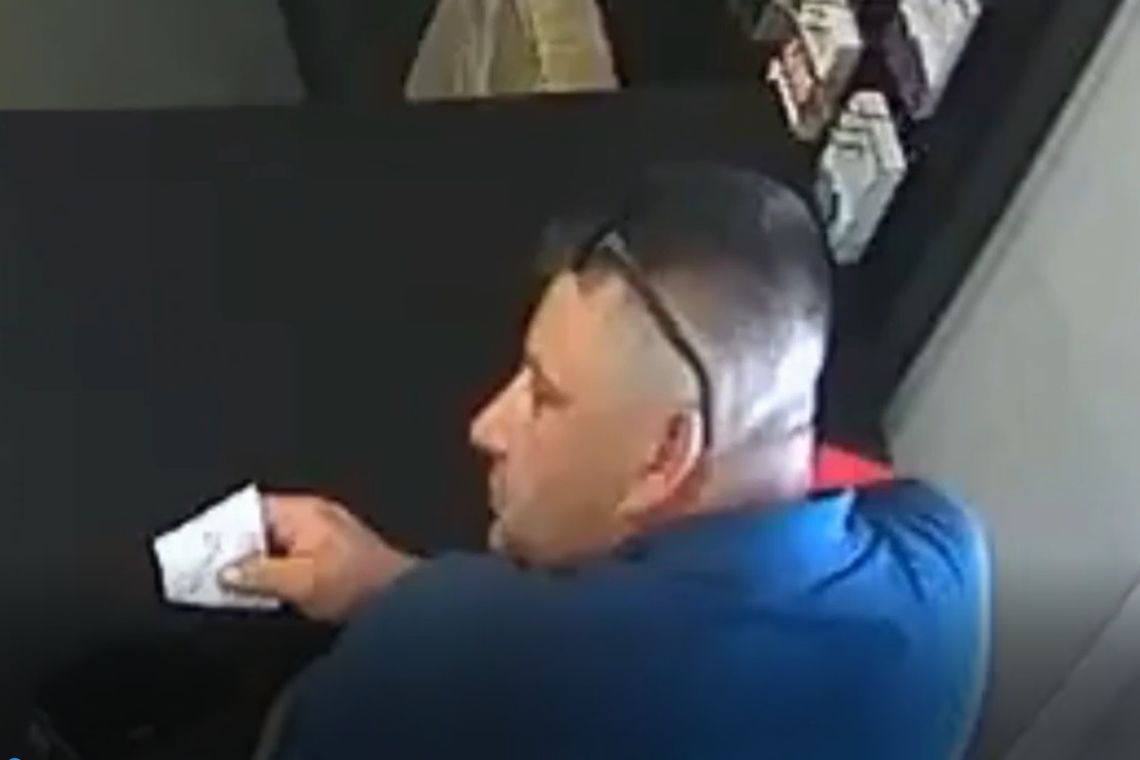Kradzież w sklepie AGD RTV w Mławie. Trwa poszukiwanie sprawcy