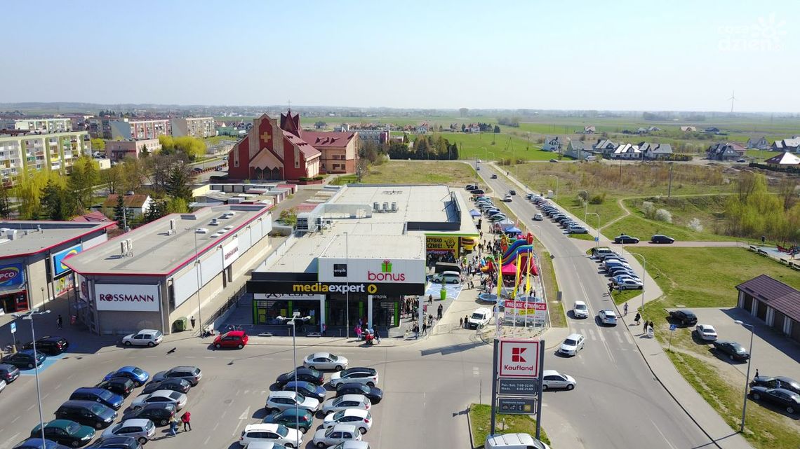 Kto stoi za Galerią "Bonus"???
