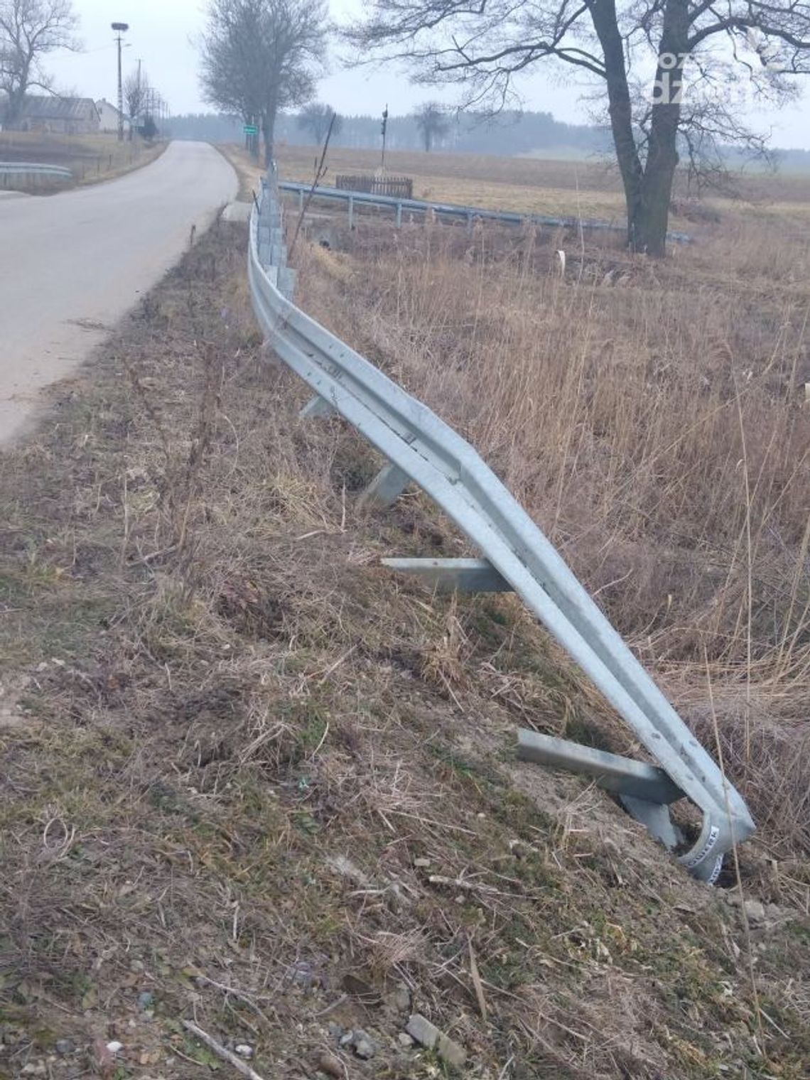 Kto zniszczył barierę? Sprawcy szuka policja Kto zniszczył barierę? Sprawcy szuka policja
