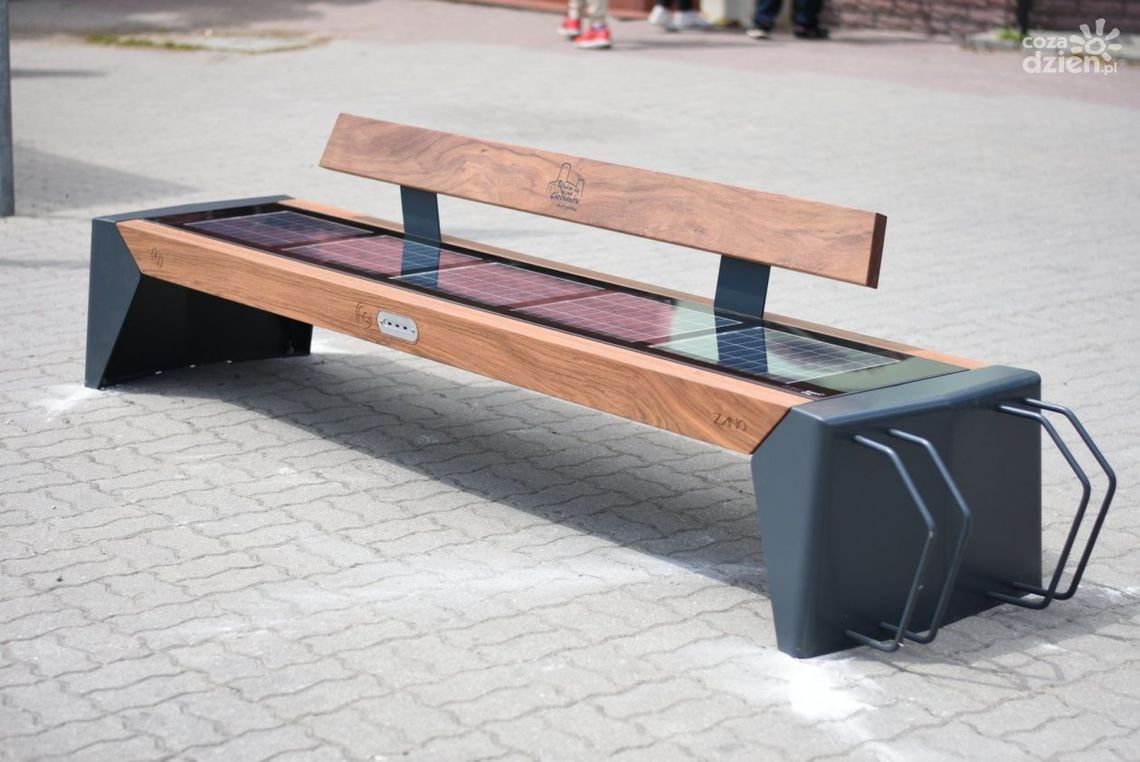 Ławki solarne w Ciechanowie