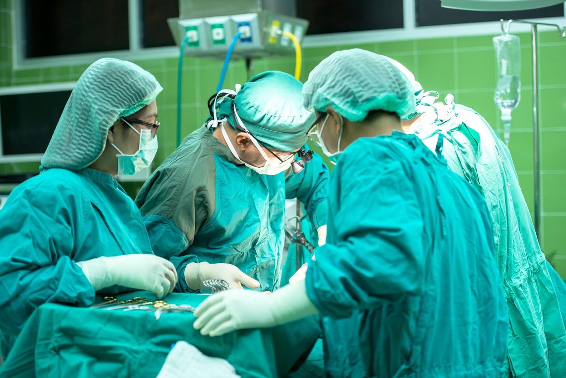 Specjalistyczny Szpital Wojewódzki w Ciechanowie – tam pracował lekarz, który wystawił fakturę na 316 tys. zł