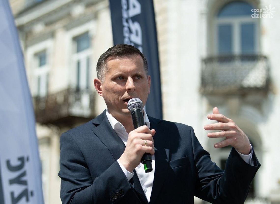 Marek Tucholski: Wypada się zgodzić z prezydentem Ciechanowa. Premier Tusk odpowiada za porażkę Trzaskowskiego Marek Tucholski: Wypada się zgodzić z prezydentem Ciechanowa. Premier Tusk odpowiada za porażkę Trzaskowskiego