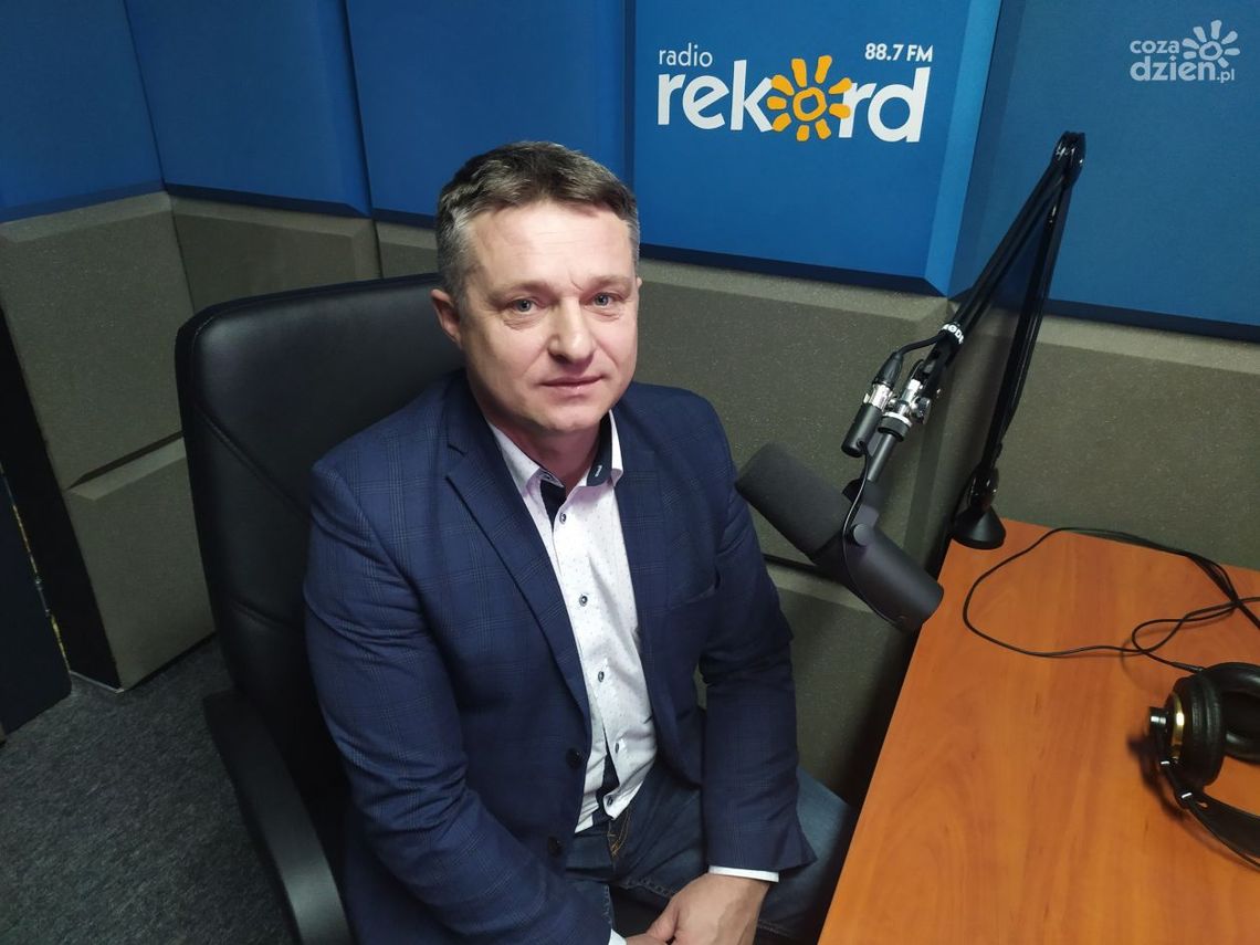 Mariusz Gębala: Stawiam na kanalizację i drogi - to podstawa Mariusz Gębala: Stawiam na kanalizację i drogi - to podstawa