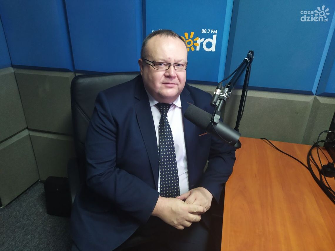 Mariusz Godlewski: Każda złotówka się liczy, szczególnie na drogi Mariusz Godlewski: Każda złotówka się liczy, szczególnie na drogi