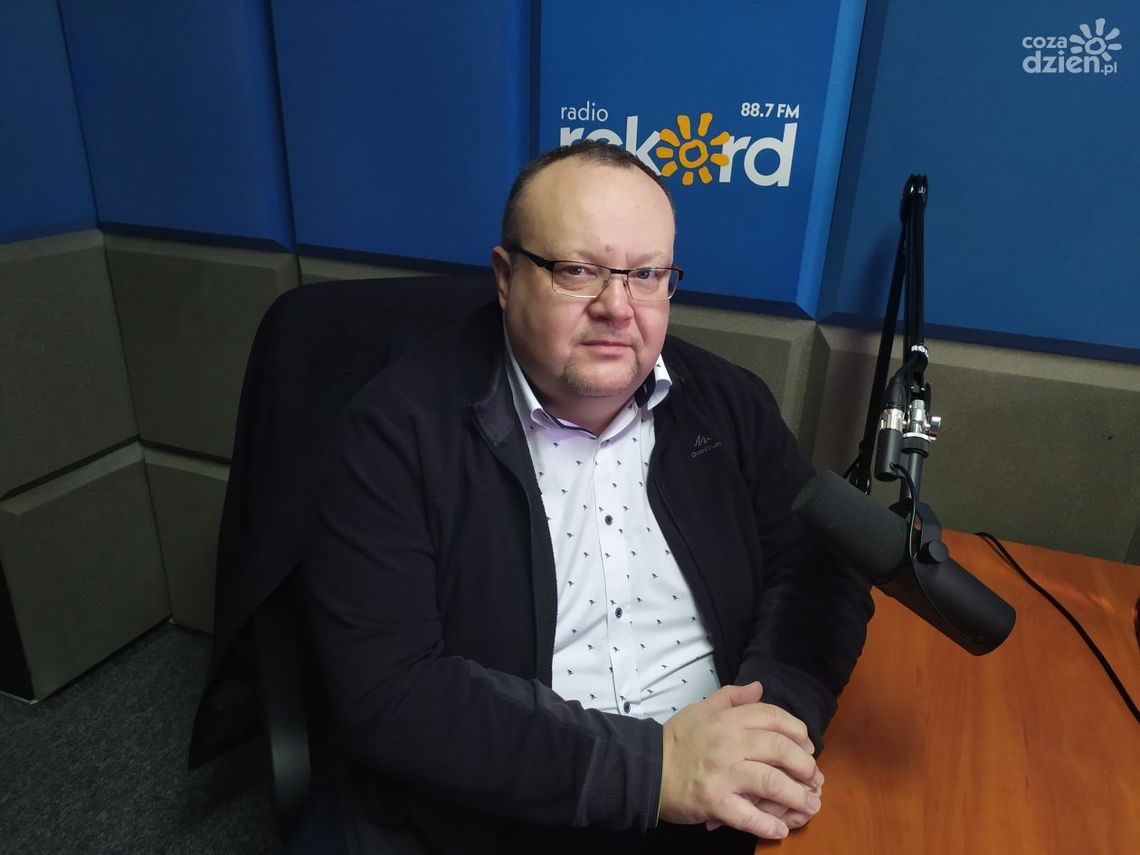 Mariusz Godlewski: Uratuje nas tylko dystans, maseczki i szczepienia Mariusz Godlewski: Uratuje nas tylko dystans, maseczki i szczepienia