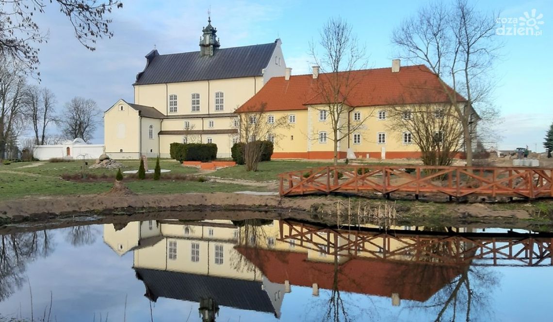 Mazowsze wspiera renowację ratowskiego zabytku z doby rokoko