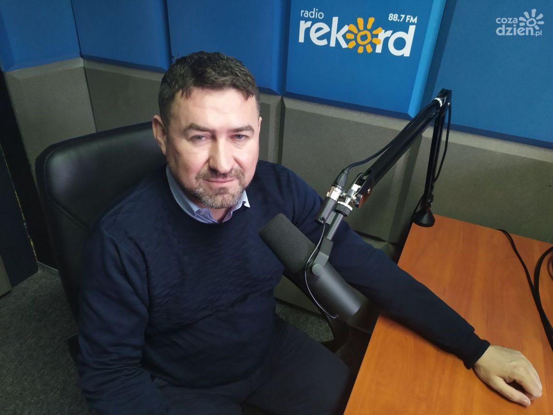Michał Jasiński: Ludzie oczekują dużych pieniędzy z dodatku osłonowego, będą rozczarowani Michał Jasiński: Ludzie oczekują dużych pieniędzy z dodatku osłonowego, będą rozczarowani