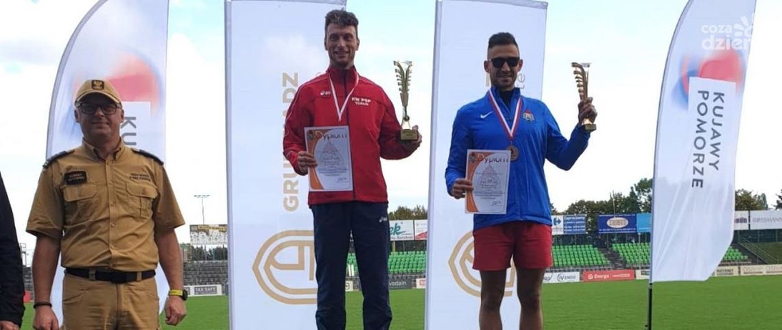 Mł.kpt. Rafał Smoliński na podium mistrzostw Polski