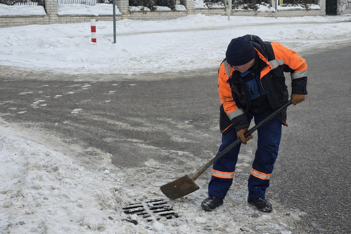 Mława. Miasto, które zasypał śnieg szykuje się na roztopy Mława. Miasto, które zasypał śnieg szykuje się na roztopy