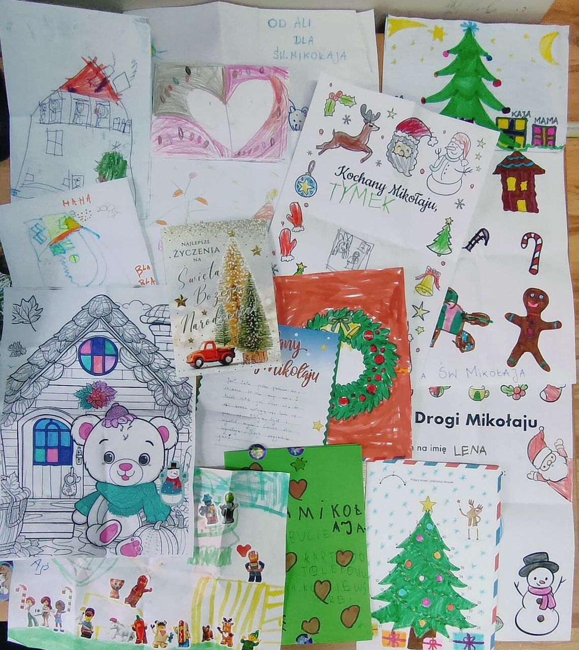 Mława. Mikołajowa skrzynka pełna marzeń – podsumowanie akcji przy ratuszu