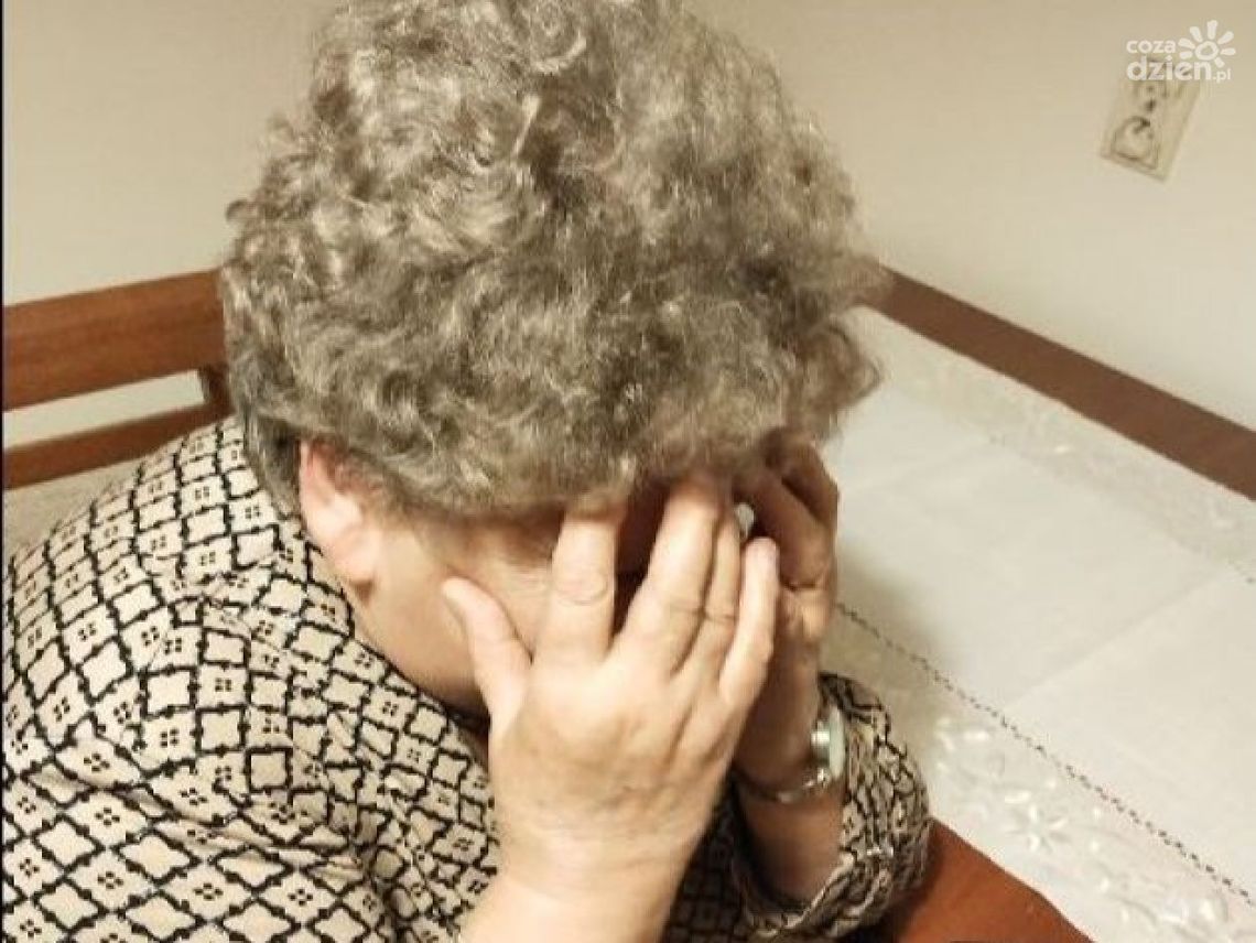 Mławianka straciła ponad 90 tys. zł! Oszuści podszyli się pod policjantów