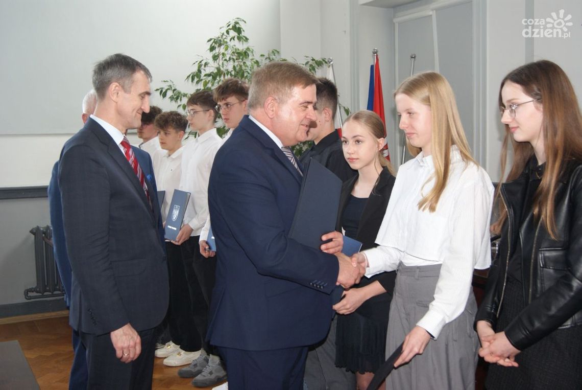 Mławska Gala Talentów - powiat nagrodził sportowe nadzieje i ich mentorów