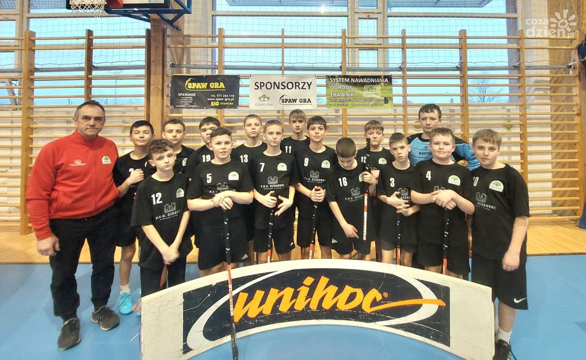 Młodzicy z Sońska walczą o podium w Mazowieckiej Lidze Unihokeja!