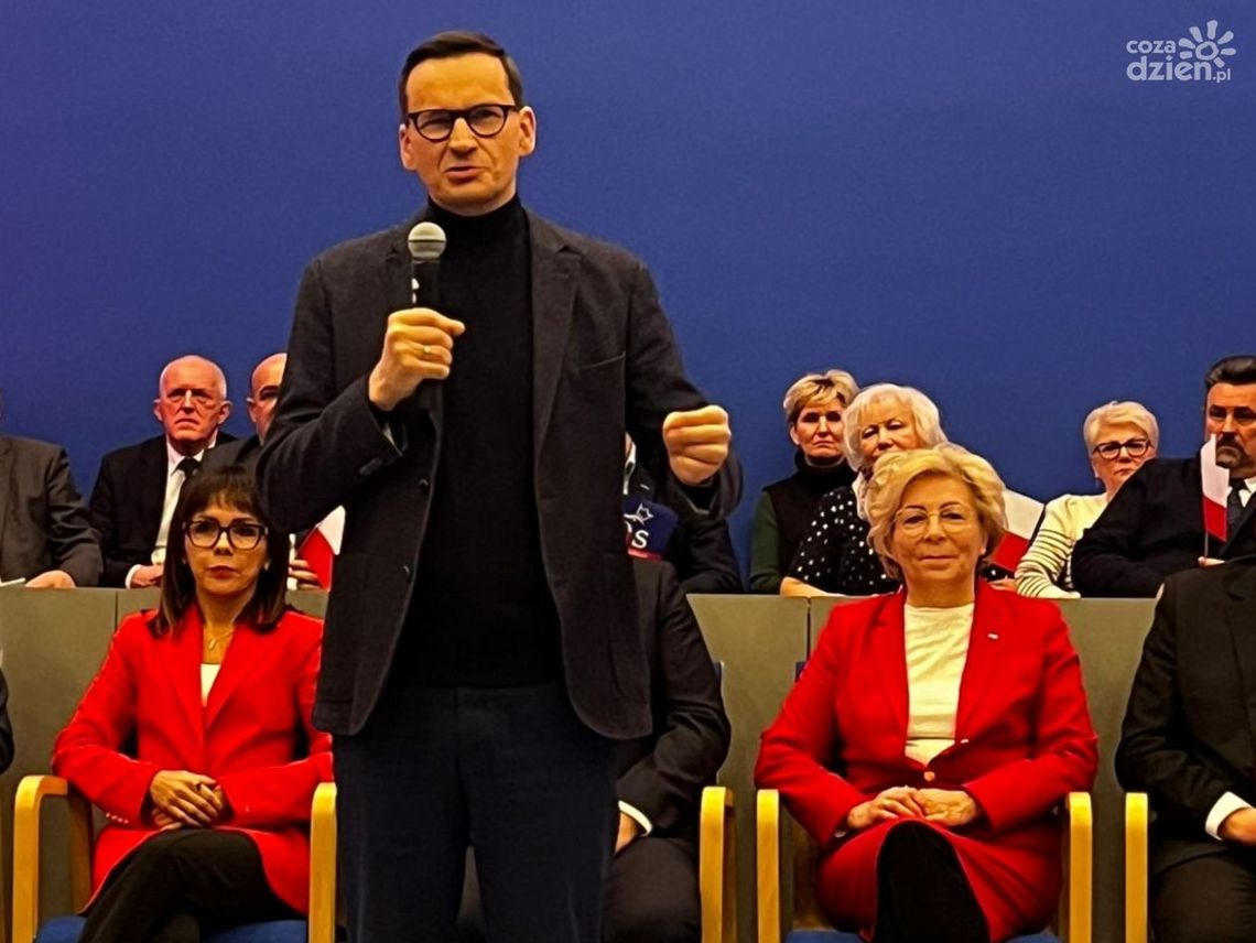 Morawiecki w Ciechanowie - apel o polityczne wsparcie i zagrzewanie zwolenników PiS do działania [foto]