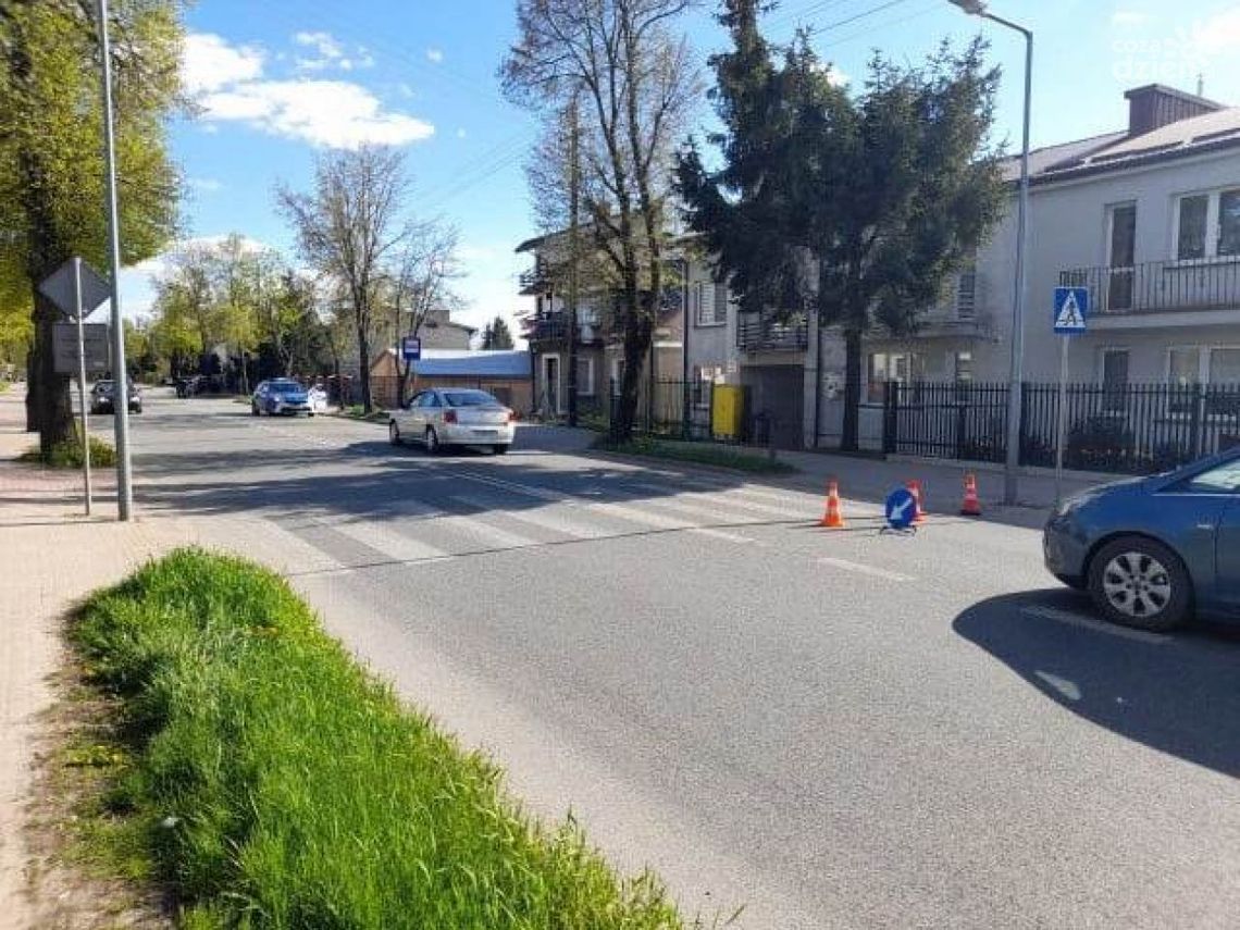 Niebezpiecznie na ulicy Płońskiej - dwie osoby potrącone na przejściu dla pieszych