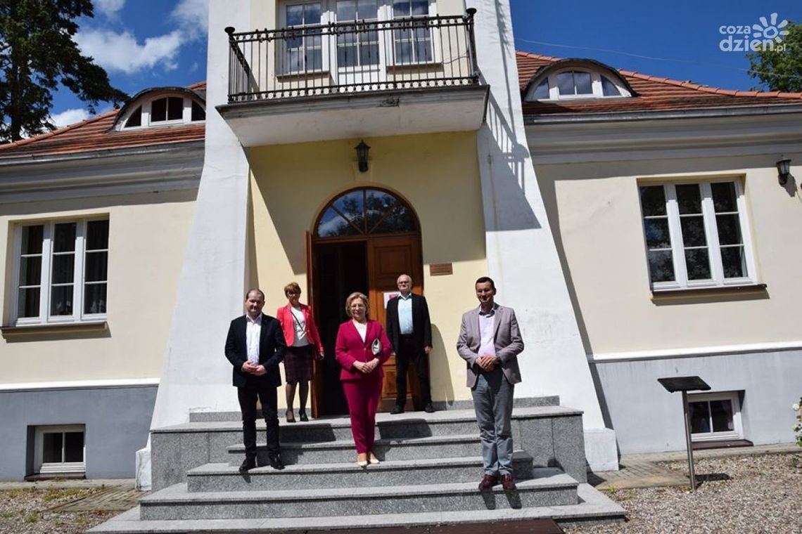 Niespodziewana wizyta premiera Morawieckiego w Gołotczyźnie (zdjęcia)