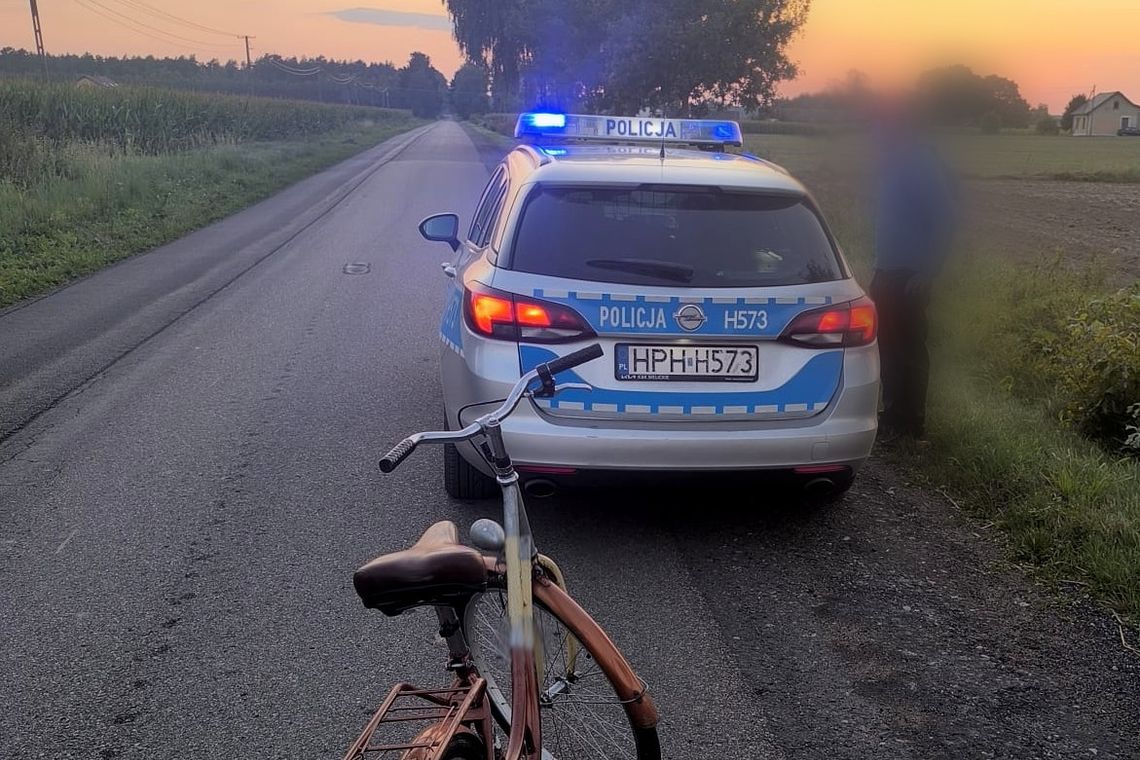 Policja zatrzymuje nietrzeźwego rowerzystę w powiecie mławskim