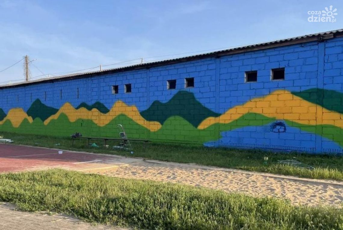 Nowy mural w Mławie