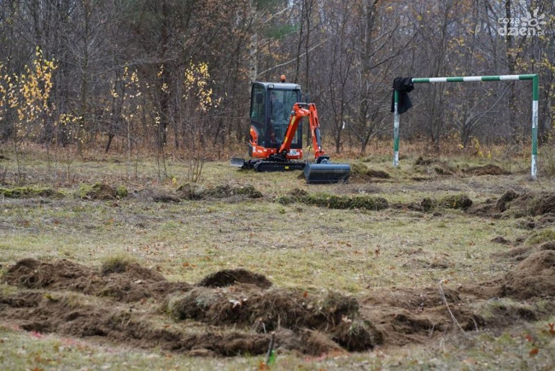 Nowy park powstaje w Ciechanowie. Prace potrwają do grudnia