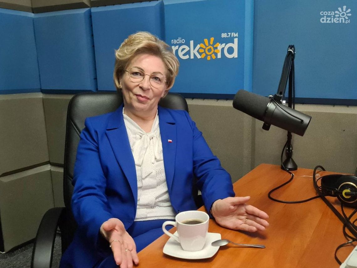 - Opozycja nie mówi prawdy - poseł Anna Cicholska z PIS, w Radiu Rekord Mazowsze