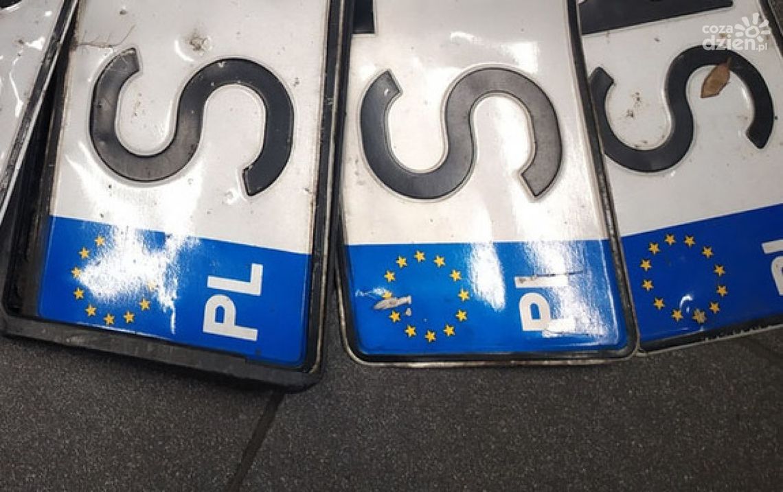 Oszustwa na drogach Ciechanowa - policja zatrzymuje przestępców