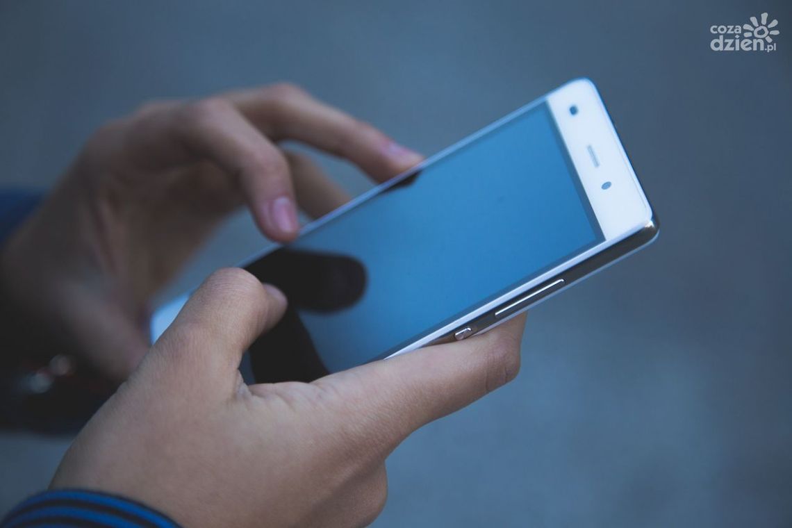 Oszustwo telefoniczne kosztowało ciechanowianina utratę pieniędzy 