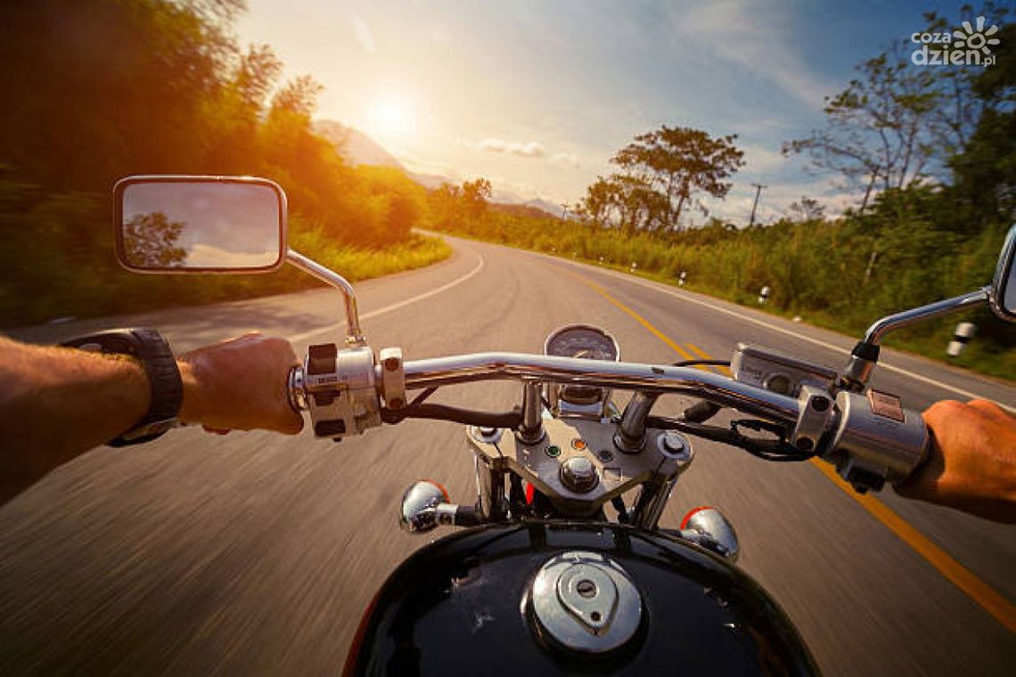 Otwarcie Sezonu Motocyklowego 2024 w Przasnyszu: Dzika Przygoda na Dwóch Kółkach!