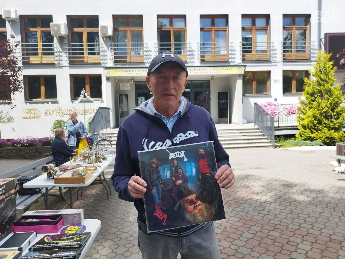 Pasja, która brzmi w ciszy. Pan Jan i jego niezwykła kolekcja płyt winylowych