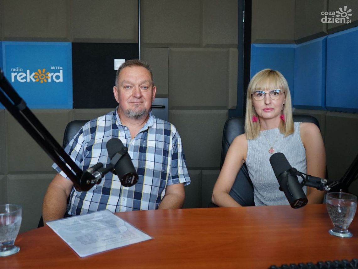 Pierwszy etap rekrutacji dobiega końca. Iwona Szwejkowska i Wiesław Wernik z PANS gośćmi Rozmowy Południowej w Radiu Rekord Pierwszy etap rekrutacji dobiega końca. Iwona Szwejkowska i Wiesław Wernik z PANS gośćmi Rozmowy Południowej w Radiu Rekord