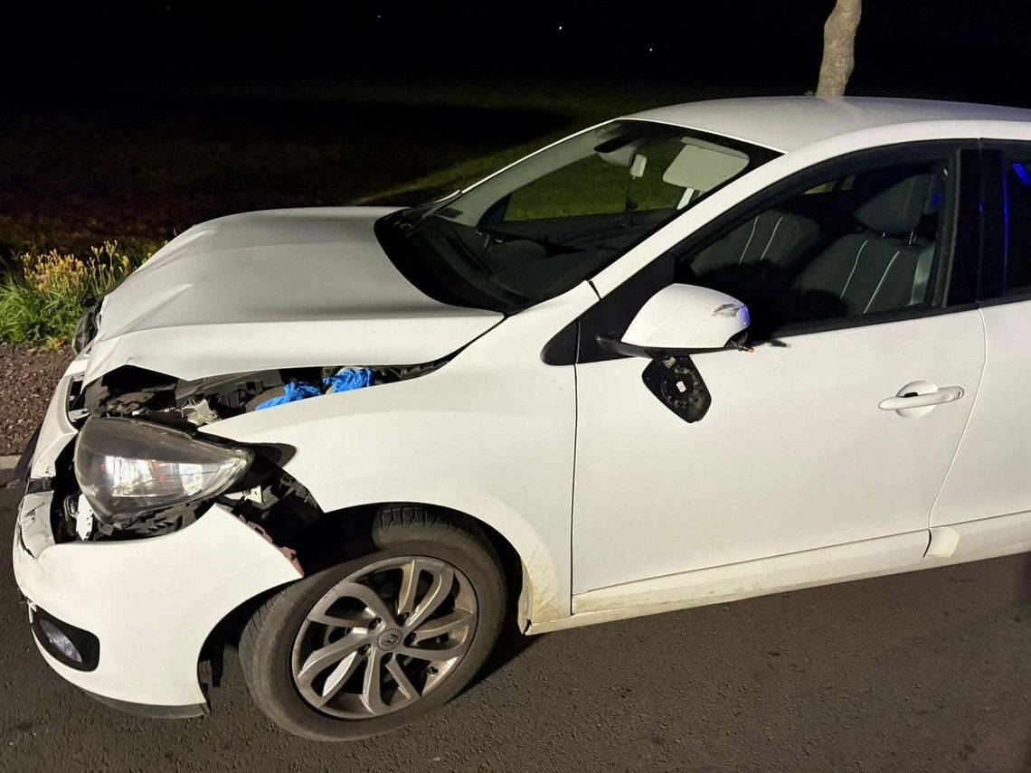 Pijana 35-latka uderzyła w autobus w Szczukach. Drogę zablokował jej świadek