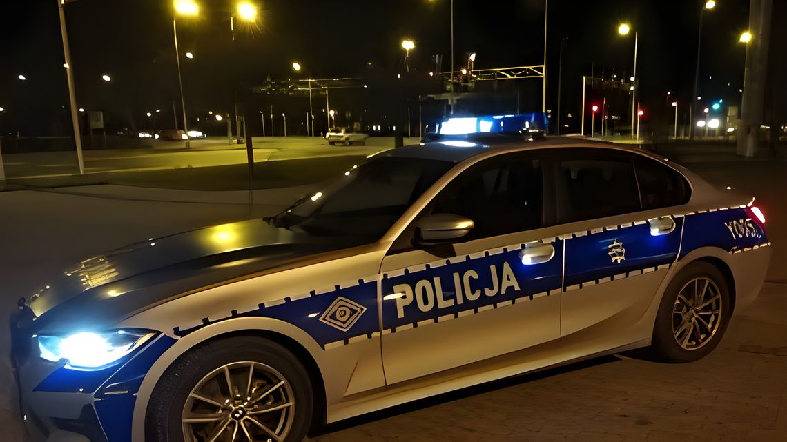 Policyjna kontrola nocą w Ciechanowie – zatrzymany pijany kierowca z narkotykami