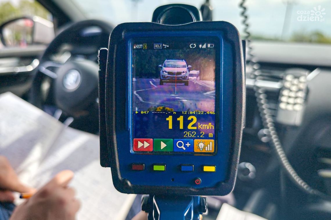 Pirat drogowy w Strzegowie bez prawa jazdy! Jechał ponad 100 km/h w terenie zabudowanym