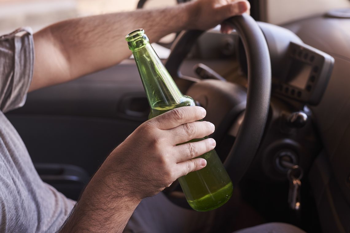 Piratów drogowych nie brakuje – jazda autem z dwoma promilami w organizmie Piratów drogowych nie brakuje – jazda autem z dwoma promilami w organizmie