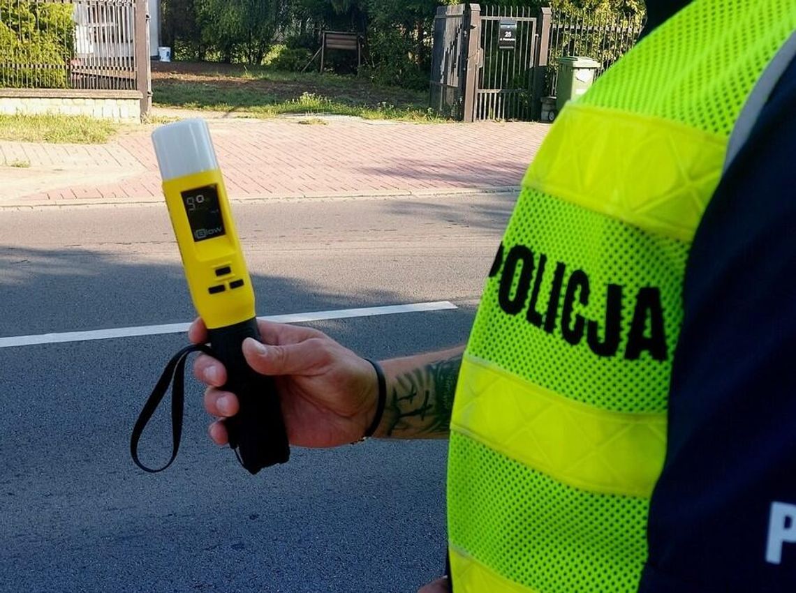 Plaga pijanych rowerzystów w Ciechanowie. Kobieta z promilem w szpitalu, mężczyzna miał ponad 3