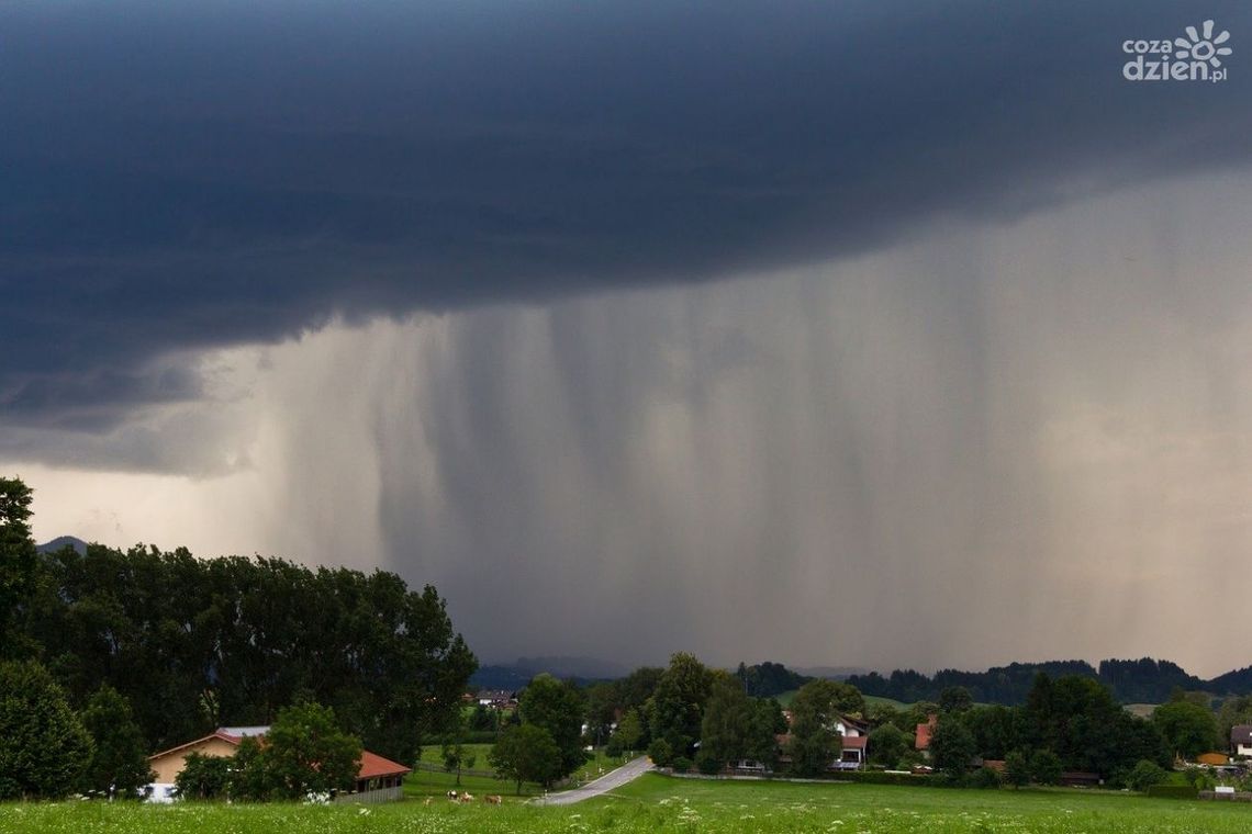 Po południu burze z gradem w naszym regionie!