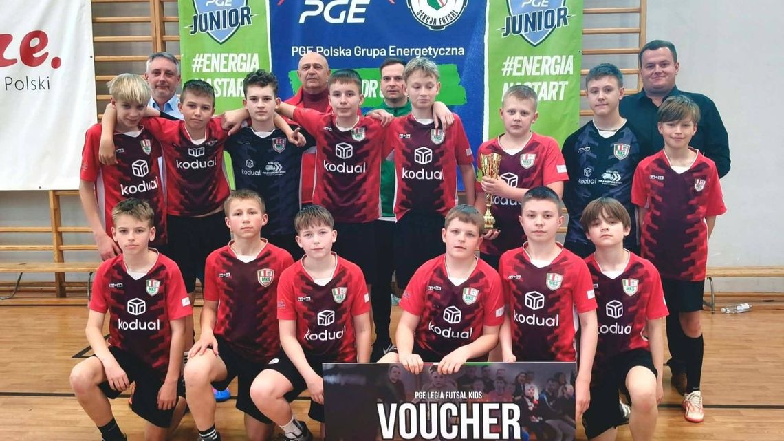 Podium w Warszawie. MKS Ciechanów z nagrodą w finale PGE Legia Futsal Kids